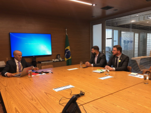 Serins e Sema discutem acordos de cooperação com Agência Francesa de Desenvolvimento em Brasília