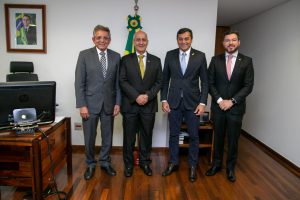 Reunião no Palácio do Planalto com o ministro-chefe da Secretaria de Governo Luiz Eduardo Ramos