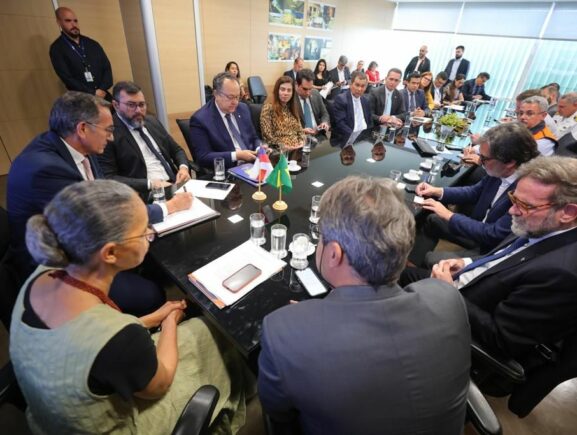 Inês Carolina Simonetti, acompanhou o governador Wilson Lima em reuniões com os Ministros do Desenvolvimento Regional, Meio Meio Ambiente,   Transportes e o Ministro de Portos e Aeroportos.