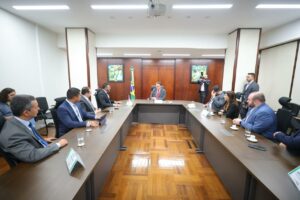 Imagem da notícia - Titular da Serfi acompanha o Governador Wilson Lima em agenda no Ministério da Agricultura e Pecuária